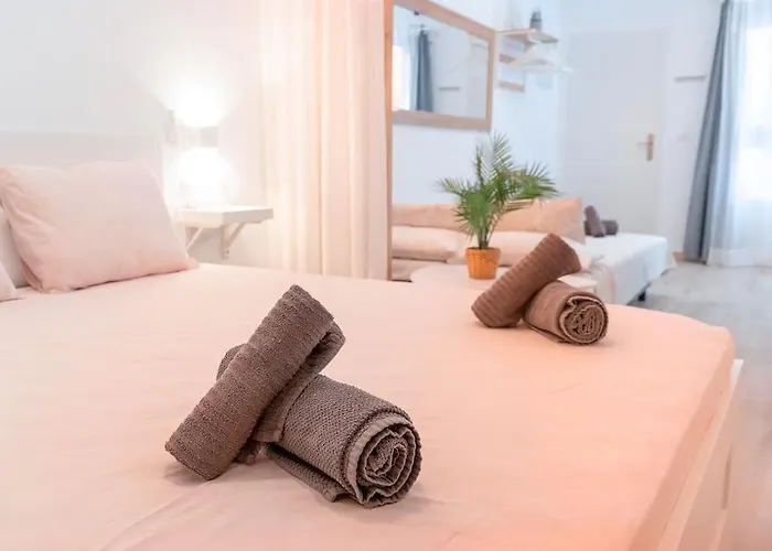Acogedor Estudio En Triana Con Jacuzzi Y Wifi
