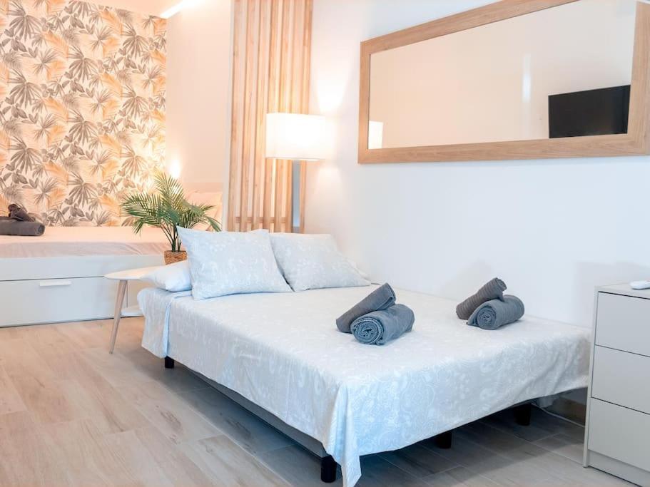 Apartament Acogedor Estudio En Triana Con Jacuzzi Y Wifi