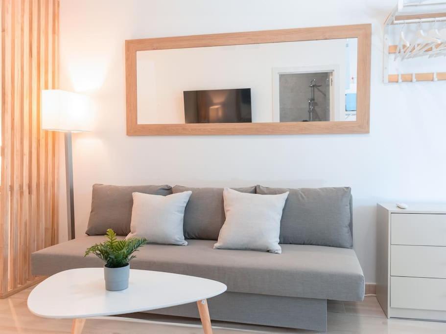 Apartament Acogedor Estudio En Triana Con Jacuzzi Y Wifi *